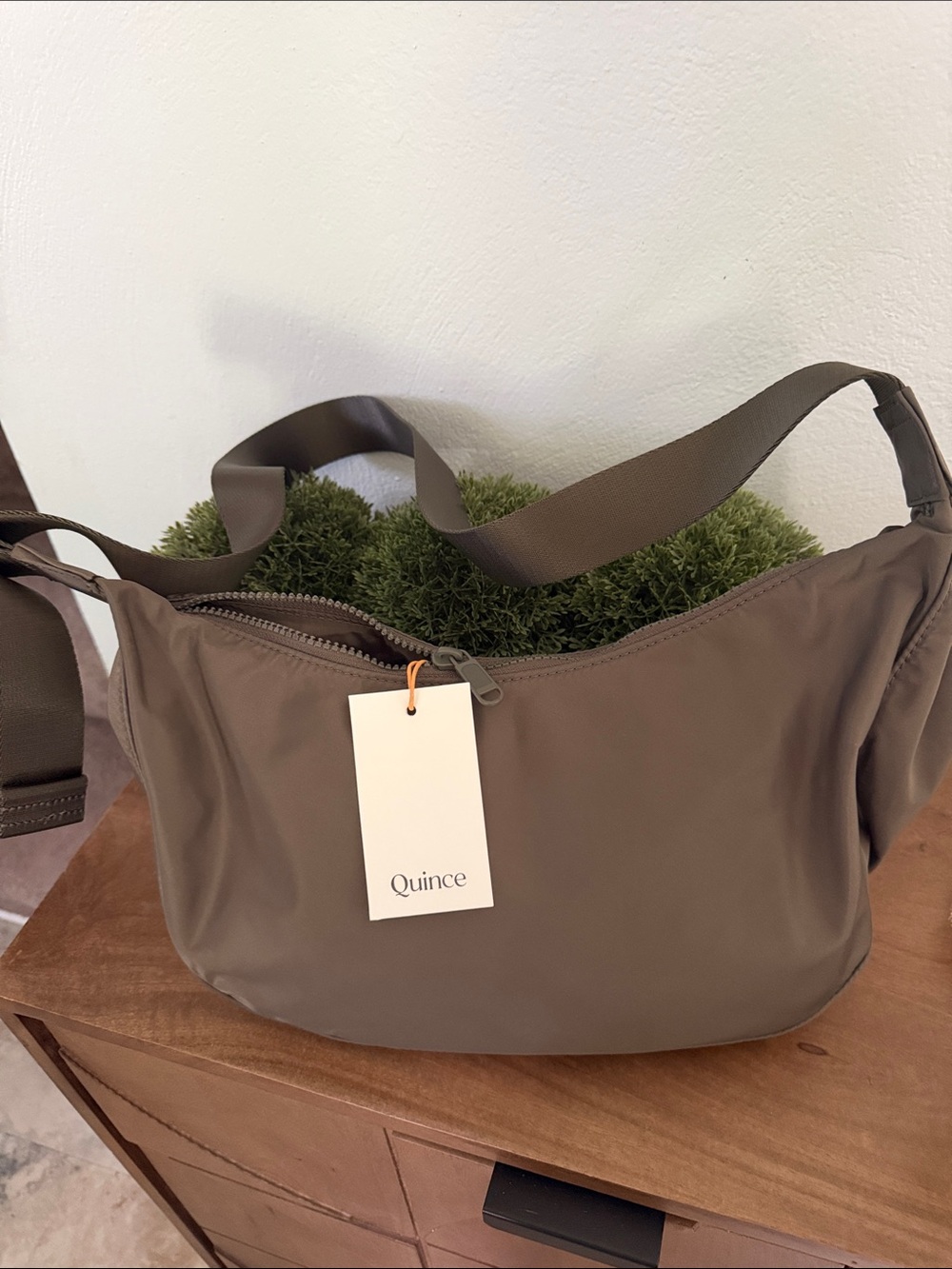 Quince Crescent Shoulder Bag in Ash Gray - Picture 2 of 4